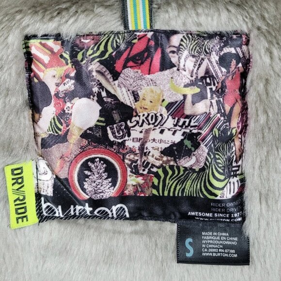 Burton Red Check Dryride Faux Fur Lined Insulated Dream Jacket Size Small S - Picture 3 of 16